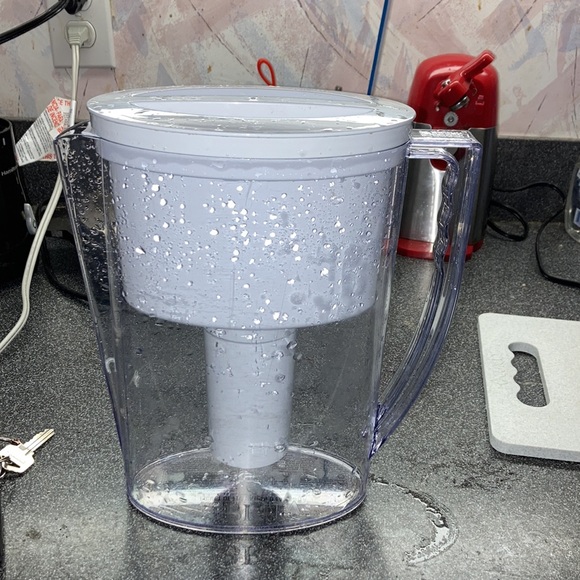 Brita filter water pitcher model Ob03 - Picture 3 of 16